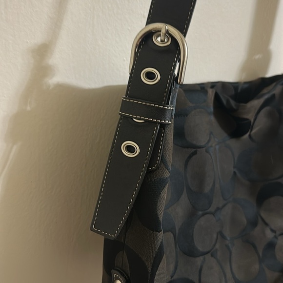 Y2K Coach Hobo Signature Black Logo Crossbody Satchel F1060-F15067 - Picture 4 of 11